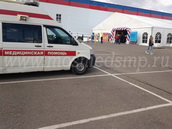 Дежурство скорой на благотворительном забеге 5275 в парке Победы.